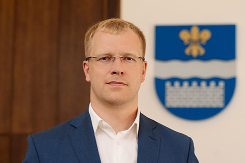 Andrejs Elksniņš