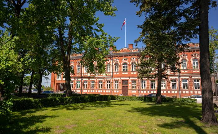 Sociālo jautājumu komitejas sēde
