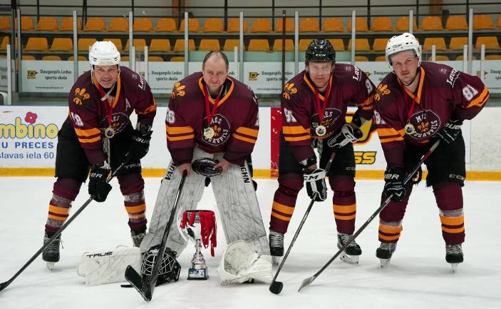 HOKEJS | DAUGAVPILS ATKLĀTAIS ČEMPIONĀTS AMATIERIEM