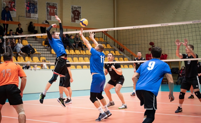 Pilsētas atklātais čempionāts volejbolā
