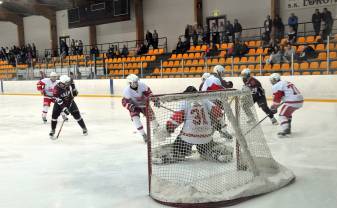 DAUGAVPILS HOKEJA ČEMPIONĀTA SPĒĻU NOSLĒGUMS