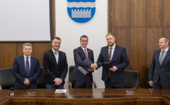 Parakstīts līgums par jaunu tramvaja vagonu piegādi Parakstīts līgums par jaunu tramvaja vagonu piegādi