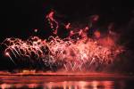 Новый год в Даугавпилсе ознаменовал зрелищный салют на набережной 8
