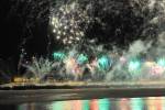 Новый год в Даугавпилсе ознаменовал зрелищный салют на набережной 18