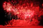 Новый год в Даугавпилсе ознаменовал зрелищный салют на набережной 22