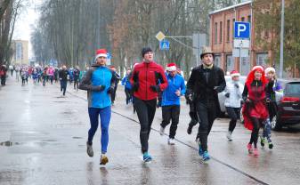 Ikgadējais Jaungada skrējiens aizvadīts un aktīvi ieskriets jaunajā 2019.gadā!