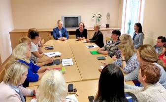 Daugavpils domes priekšsēdētājs Andrejs Elksniņš tikās ar Sociālā dienesta darbiniekiem