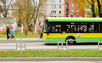 18. novembrī būs palielināts tramvaju vagonu skaits un autobusu reisu skaits