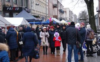 Rīgas ielas tirdziņš 16. novembrī