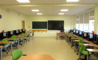 Projekta īstenošanas ietvaros pilnībā pabeigti būvdarbi Daugavpils 16.vidusskolā. Projekta īstenošanas ietvaros pilnībā pabeigti būvdarbi Daugavpils 16.vidusskolā.