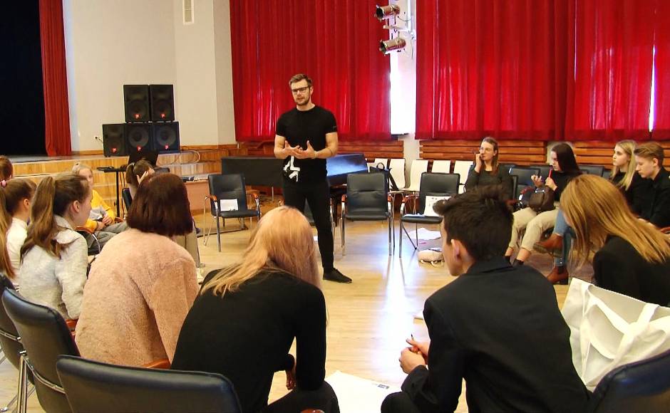 Skolēnu pašpārvalžu forums Daugavpilī pulcēja 18 Latgales pašvaldību pārstāvjus