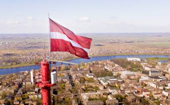 Apsveicam Latvijas Republikas Neatkarības atjaunošanas 30. gadadienā!