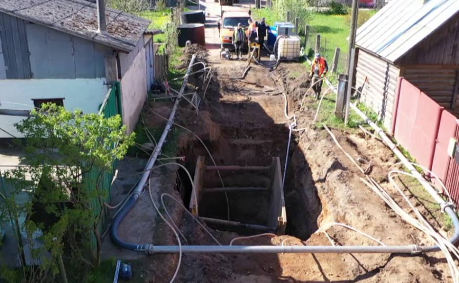 Ведутся активные работы по проведению водопровода и канализации в микрорайон Юдовка