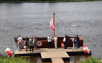 Kuģītis “Sikspārnis” – jauns izklaides tūrisma piedāvājums Daugavpilī