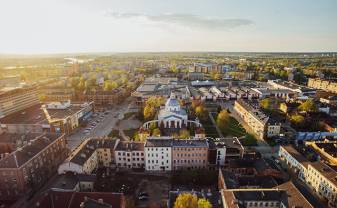 Sakarā ar COVID-19 saslimstības pieaugumu Daugavpilī tiek atcelti publiskie pasākumi