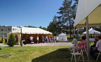 Daugavpils reģionālā slimnīca nosvinēja trīskāršus svētkus