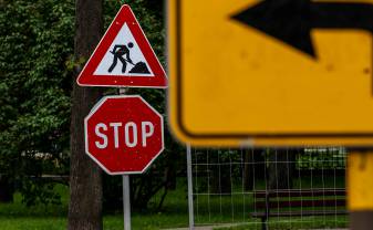 Satiksmes ierobežojumi Motoru ielā