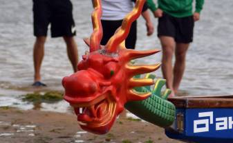 Jau trešo reizi notika ''Daugavpils Starprautiskais pūķu laivu festivāls''