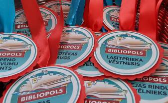 Veiksmīgi aizvadīta lasītveicināšanas spēle “Bibliopols”