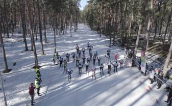 Stropu aktīvās atpūtas trasē aizvadīts Slēpošanas festivāls