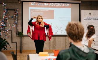 Daugavpils jaunieši izglītojošās nodarbībās pilnveidoja uzņēmējspējas un līderību STEM jomā Daugavpils jaunieši izglītojošās nodarbībās pilnveidoja uzņēmējspējas un līderību STEM jomā