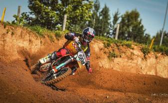 Daugavpilietis Artjoms Trofimovs gūst 2. vietu Latvijas čempionātā motokrosā