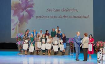 Svinīgā pasākumā sumināti Daugavpils pedagogi