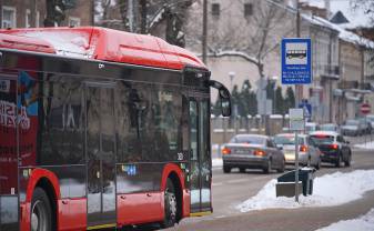 Jaungada naktī būs sabiedriskā transporta papildreisi Jaungada naktī būs sabiedriskā transporta papildreisi