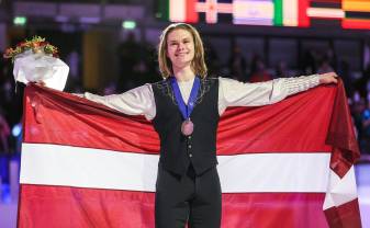 Deniss Vasiļjevs kļuva par čempionu Latvijas čempionātā daiļslidošanā