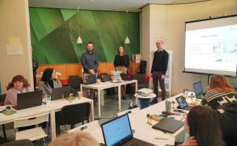 STEM un STEAM skolotāji pārņem norvēģu pieredzi radoši darbojoties un programmējot