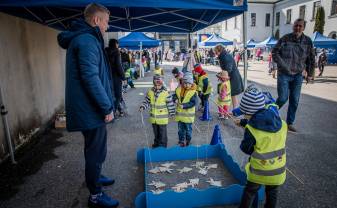 Aktīvi un skanīgi nosvinēti Eiropas pagalma svētki