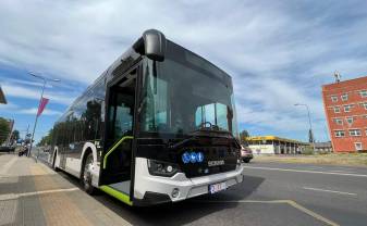 DAUGAVPILĪ PIEGĀDĀTI SEŠI ELEKTROAUTOBUSI DAUGAVPILĪ PIEGĀDĀTI SEŠI ELEKTROAUTOBUSI