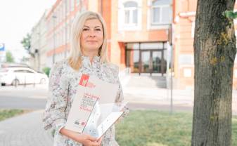 Domes izpilddirektora p.i. Tatjana Dubina ieguvusi balvu „Sieviete – arhitektūras veicinātāja 2022”