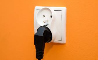 Pieci svarīgi jautājumi par elektroenerģijas sadales tarifa izmaiņām mājsaimniecībām Pieci svarīgi jautājumi par elektroenerģijas sadales tarifa izmaiņām mājsaimniecībām