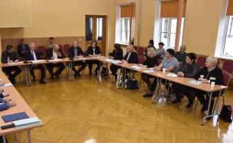 Daugavpili apmeklēja Saeimas Pilsonības, migrācijas un sabiedrības saliedētības komisijas deputāti
