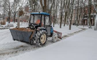 Ielu uzkopšana Daugavpilī notiek pastiprinātā režīmā Ielu uzkopšana Daugavpilī notiek pastiprinātā režīmā