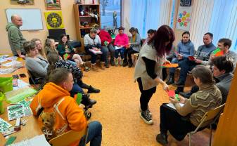 Jaunatnes darbinieki turpina apmeklēt Daugavpils apkaimju brīvā laika klubus
