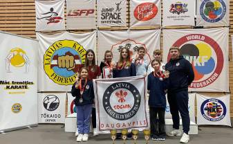 Karatisti izcīna 12 godalgotās vietas starptautiskajā čempionātā Karatisti izcīna 12 godalgotās vietas starptautiskajā čempionātā