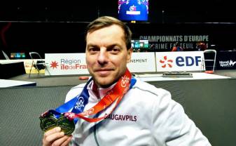 DMITRIJS VALAINIS IZCĪNA DIVAS BRONZAS EIROPAS ČEMPIONĀTĀ