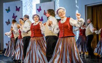 Senioru deju kolektīvs “Atbalss” aicina uz 35 gadu jubilejas koncertu Senioru deju kolektīvs “Atbalss” aicina uz 35 gadu jubilejas koncertu