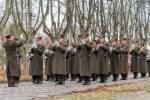 Daugavpils cietoksnī notika 10. Aizputes kājnieku pulka pieminekļa simtgadei veltīts pasākums 15