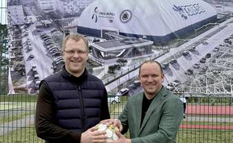 Noslēgts līgums par piepūšamās futbola halles izveidi Daugavpilī