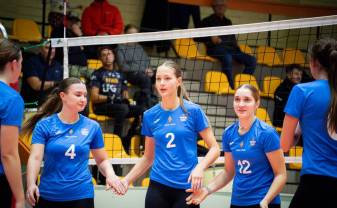 Daugavpils Sporta skolas volejbolistes turpinās cīņu par vietu pusfinālā