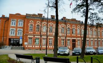 Izglītības un kultūras jautājumu kometejas sēde