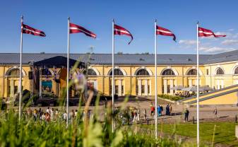 Par piektās Latvijas Keramikas biennāles prestižo Martinsona balvu sacentīsies trīsdesmit valstu mākslinieki