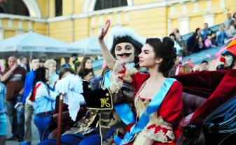 Festivāla “Dinaburga 1812. Miers” laikā – īpaši piedāvājumi un balvas aktīvākajiem apmeklētājiem
