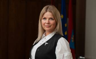 Izmaiņas Daugavpils domes sastāvā: deputāta pienākumus sāk pildīt Agnese Serskiha