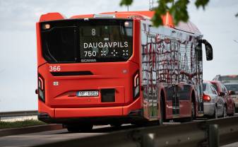 Būvdarbu laikā ieviestas izmaiņas maršrutu Nr. 8 un Nr. 25 autobusu kustības shēmās
