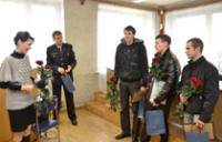 Valsts policija apbalvoja 4 daugavpiliešus par drošsirdīgu rīcību Valsts policija apbalvoja 4 daugavpiliešus par drošsirdīgu rīcību