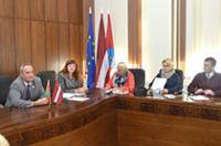 Белорусскую делегацию интересует опыт работы самоуправления с негосударственными организациями